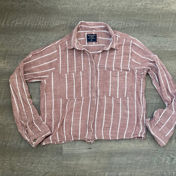 Abercrombie & Fitch Tops - Women’s Linen Button Down